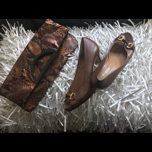 Faux snakeskin print & Iridescent. Black lining. - Picture 2 of 8